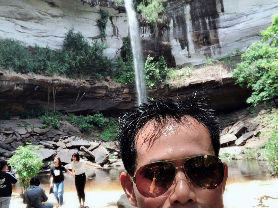 Huai Luang Waterfall-那乍雷必去景点