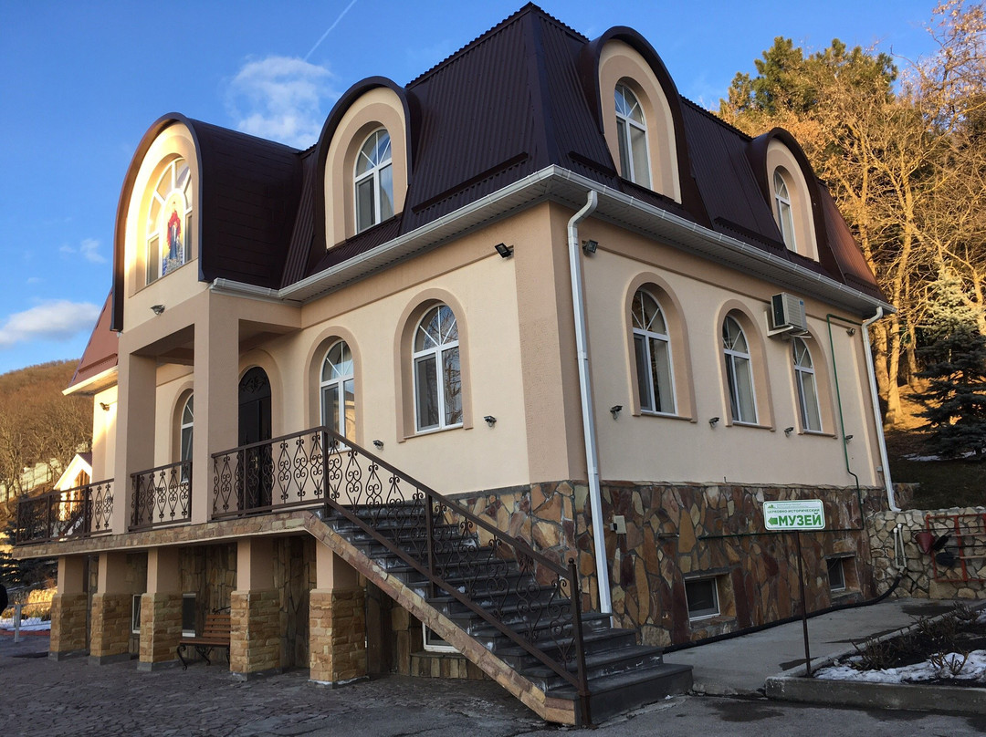 Holy Dormition Monastery景点图片