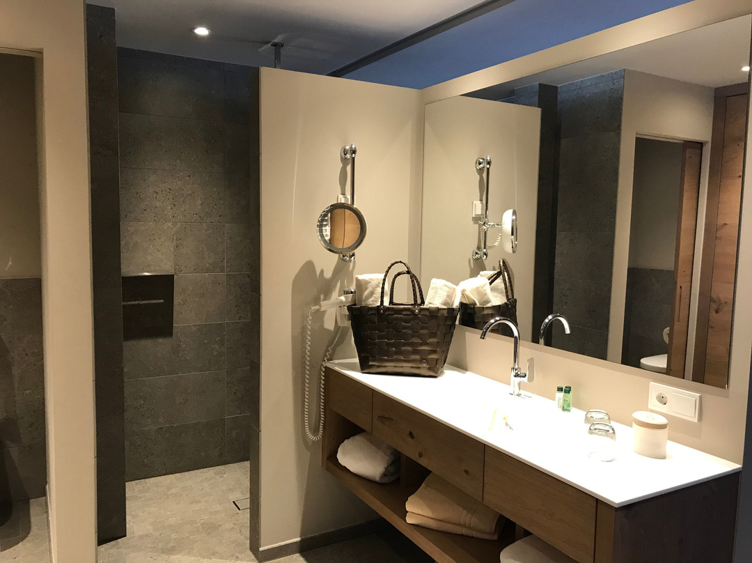Hotel Madonna主图
