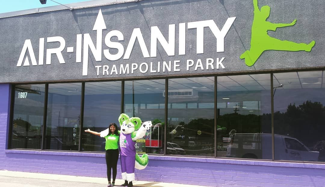 Air Insanity Indoor Trampoline Park-罗切斯特必去景点