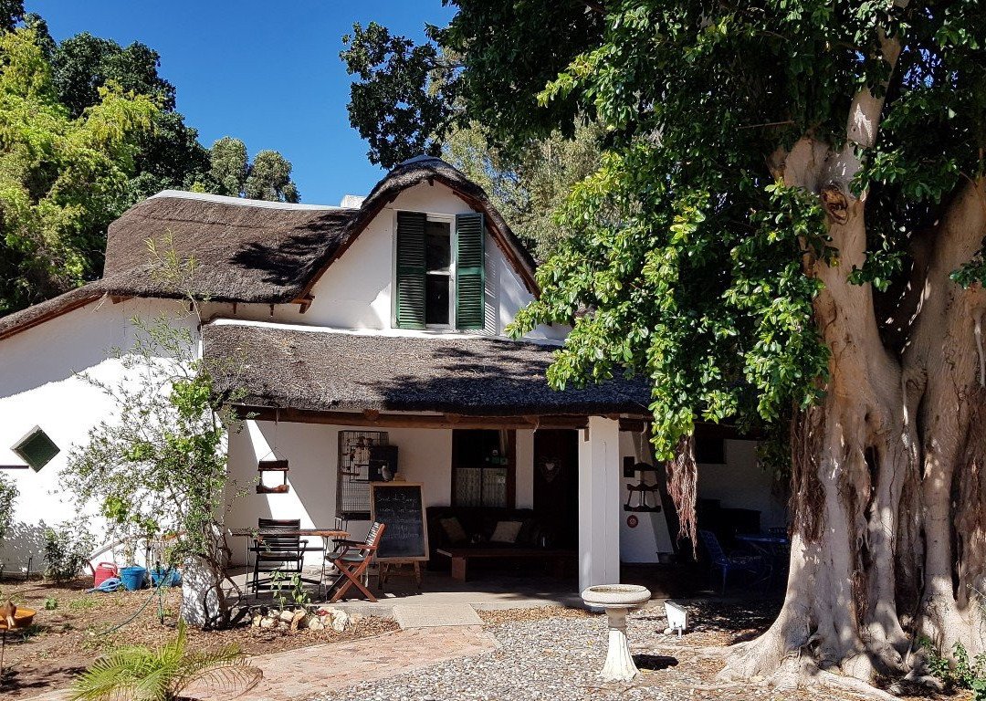 圣杜巴里斯酒店主图