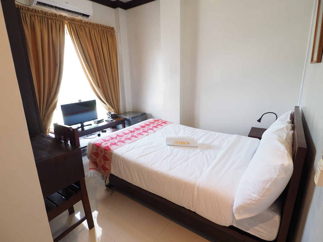 Veranda Suites and Restaurant主图