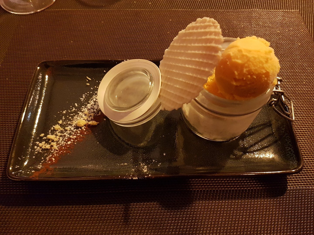 Pailly餐馆和美食-Auberge Communale la Croix d'Or