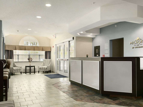 日内瓦麦客达套房酒店主图