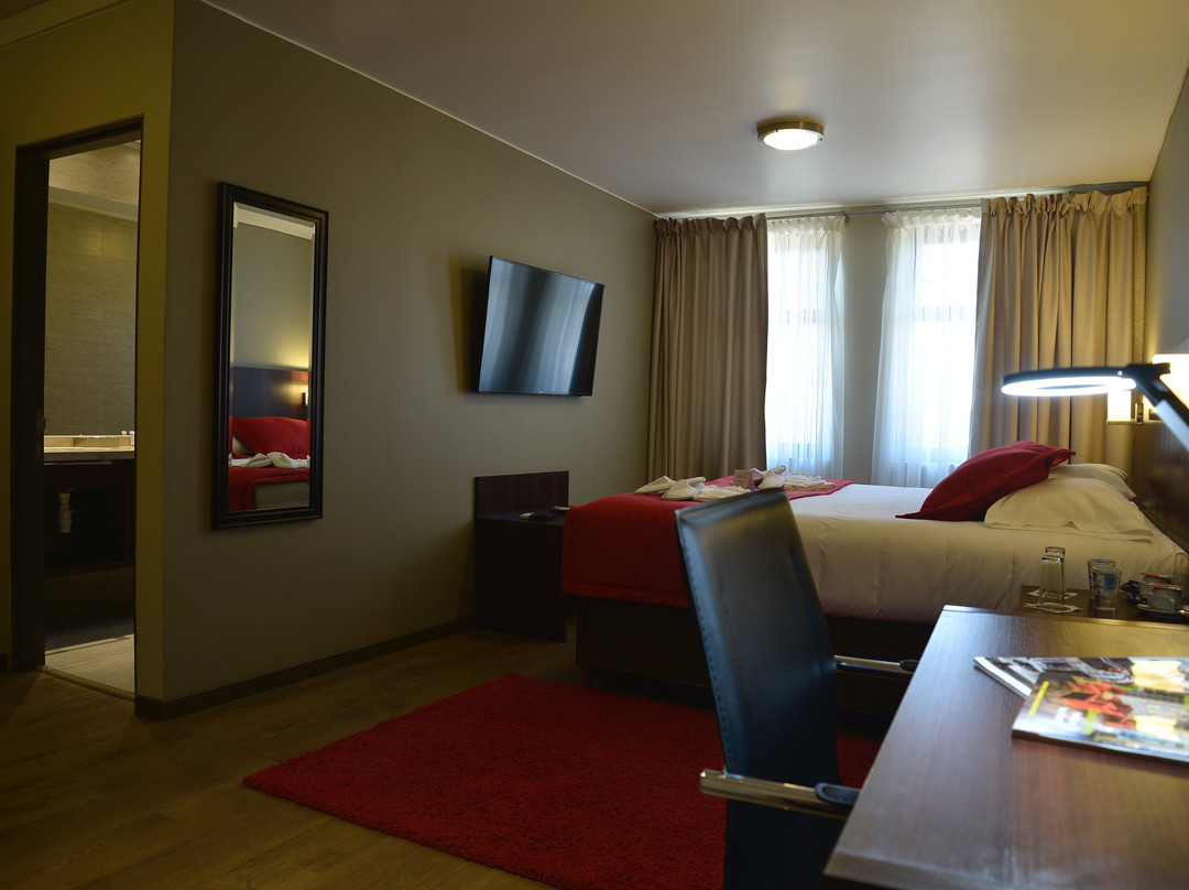 Hotel Manso de Velasco主图