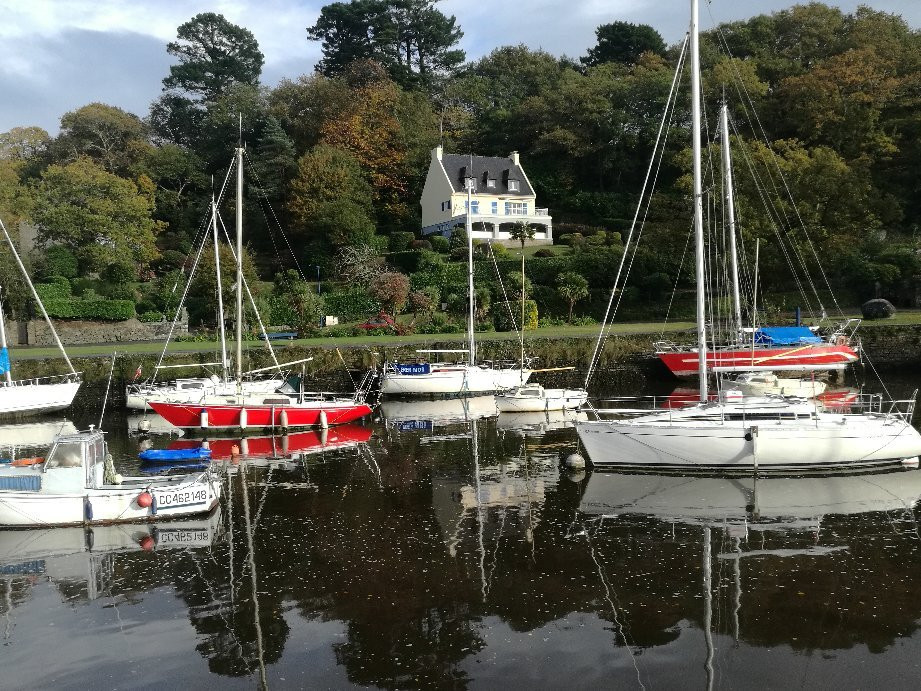 Port de Pont-Aven-阿凡桥必去景点