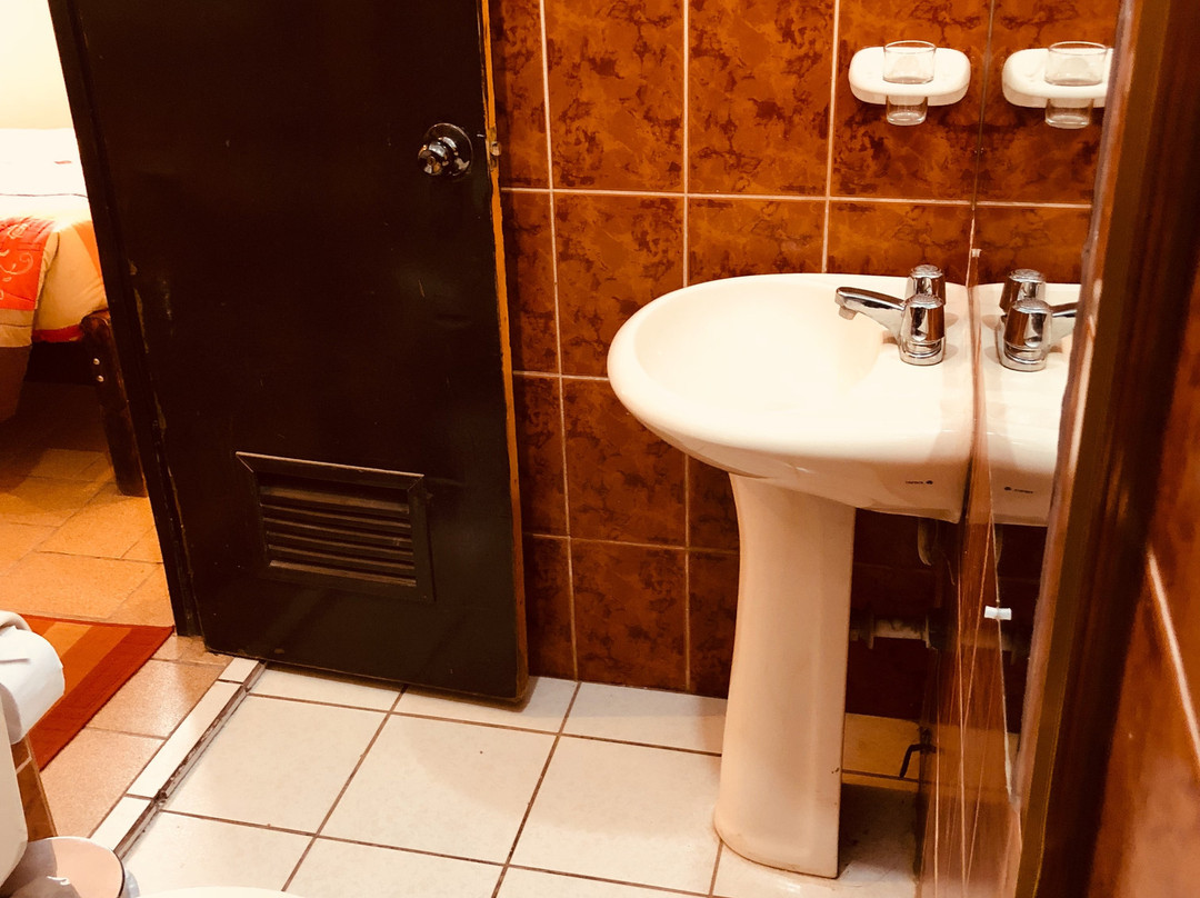 H'anaq Mayu Sacred Valley主图