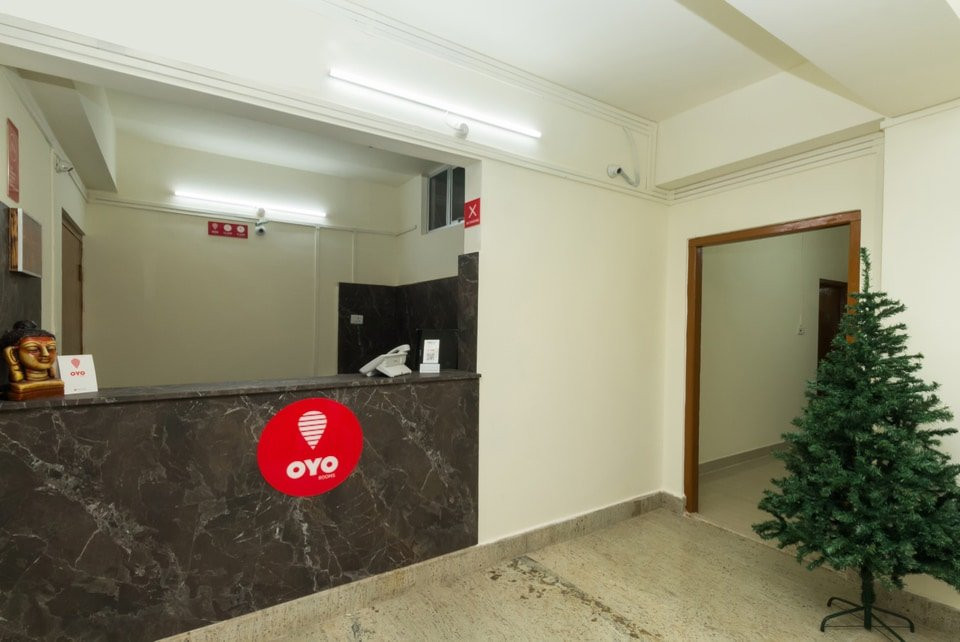 OYO 10796 Hotel Travellers INN主图