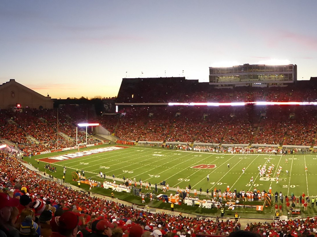 Camp Randall Stadium (University of Wisconsin)-麦迪逊必去景点