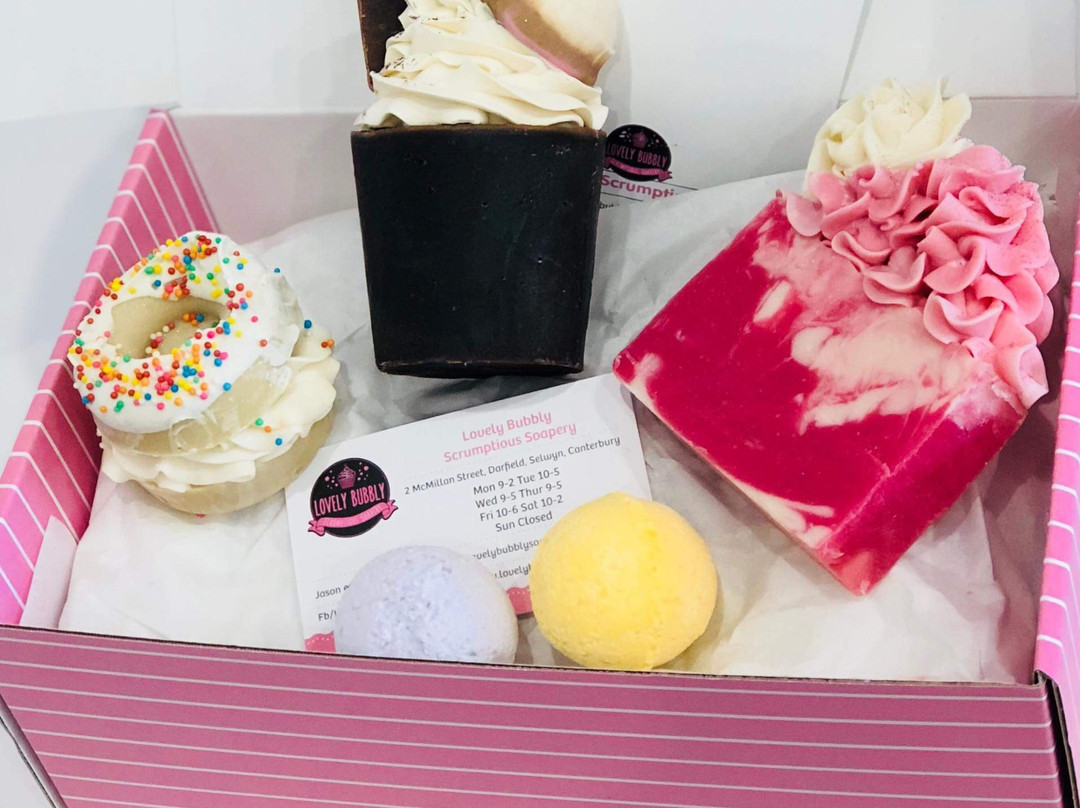 Lovely Bubbly Scrumptious Soapery景点图片