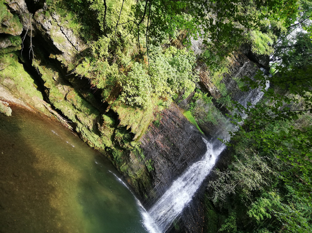 Cascata Di Ferrera Di Varese景点图片