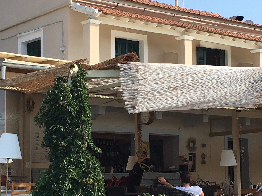 Perithia旅游景点-Virginia's Place