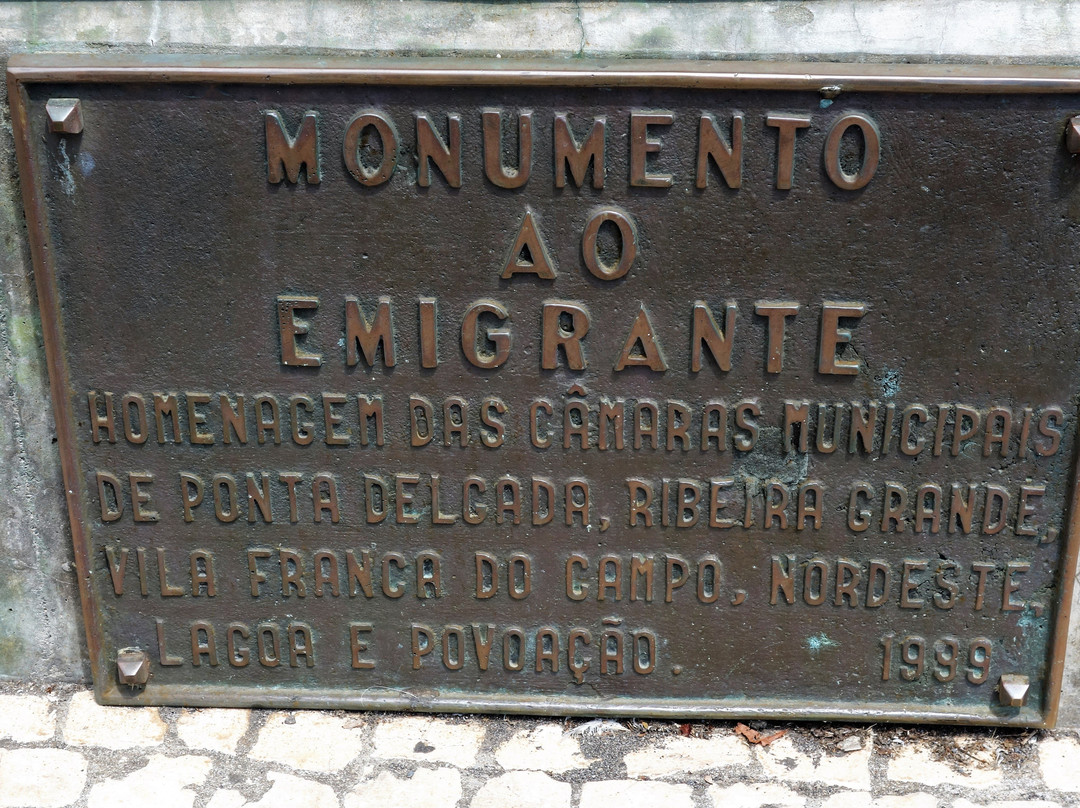 Monumento ao Emigrante景点图片