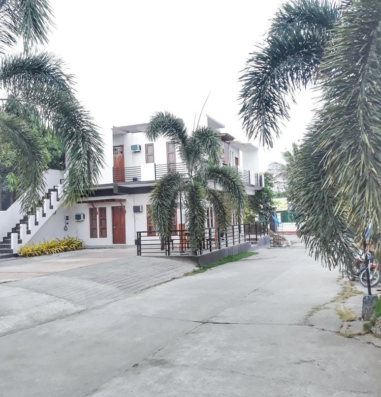 Baywalk Garden Pension House主图