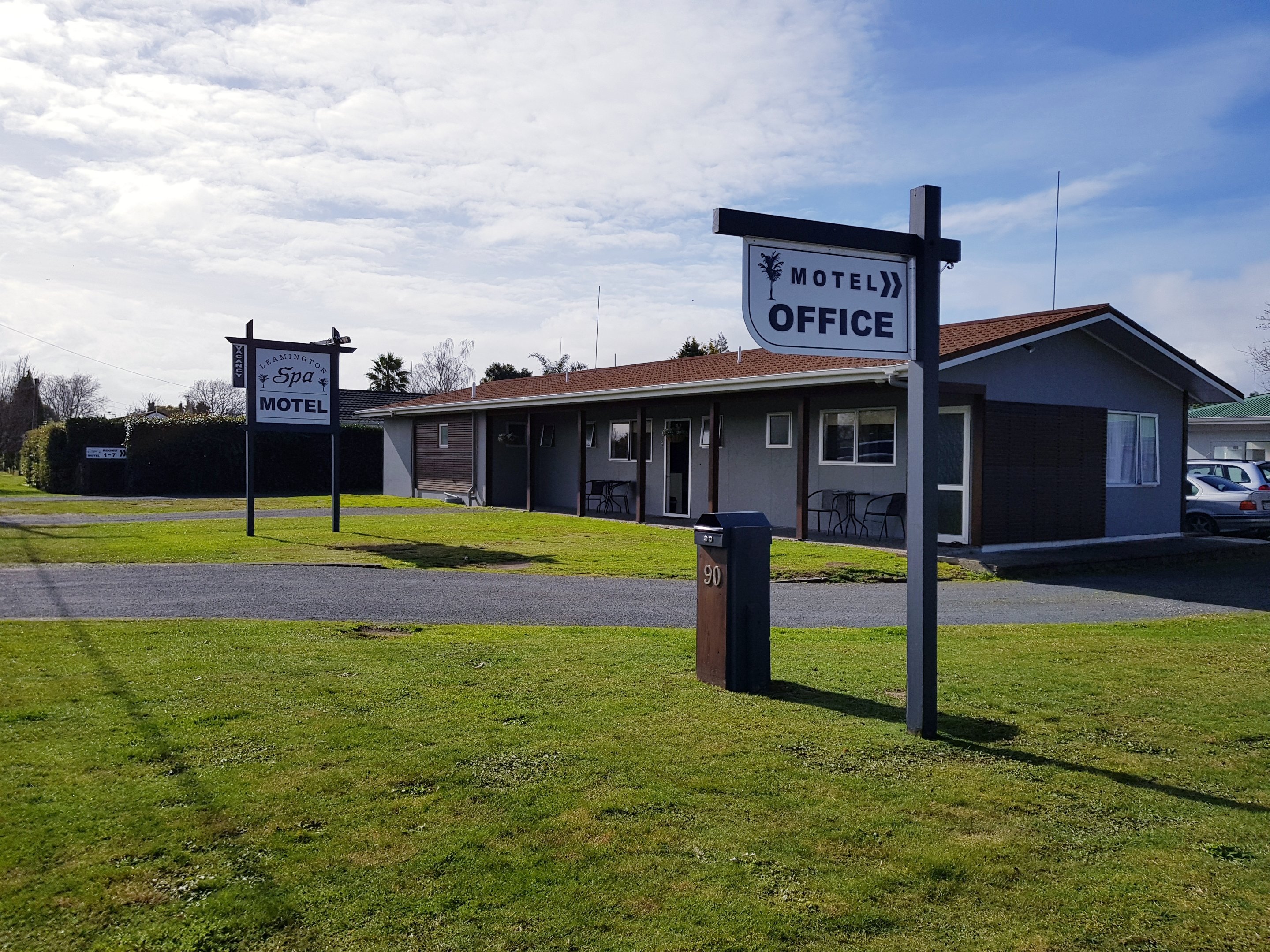 Leamington Spa Motel-官方