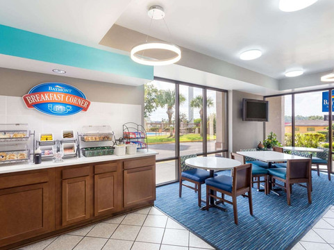 提曼斯康奈莫比尔温德姆呗盟酒店主图