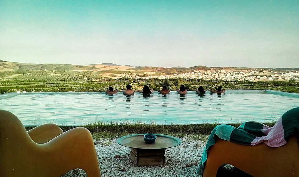 Verger des Montagnes-泳池