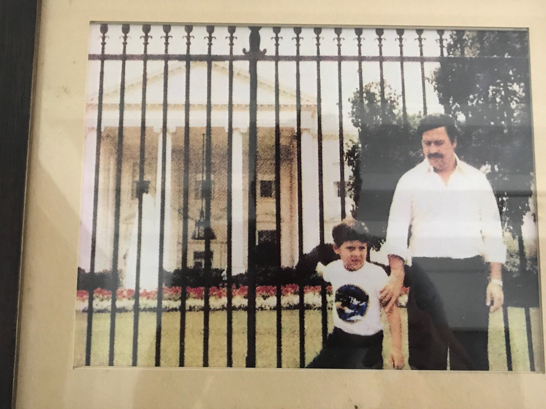 Tour Pablo Escobar by PaisaRoad-麦德林必去景点