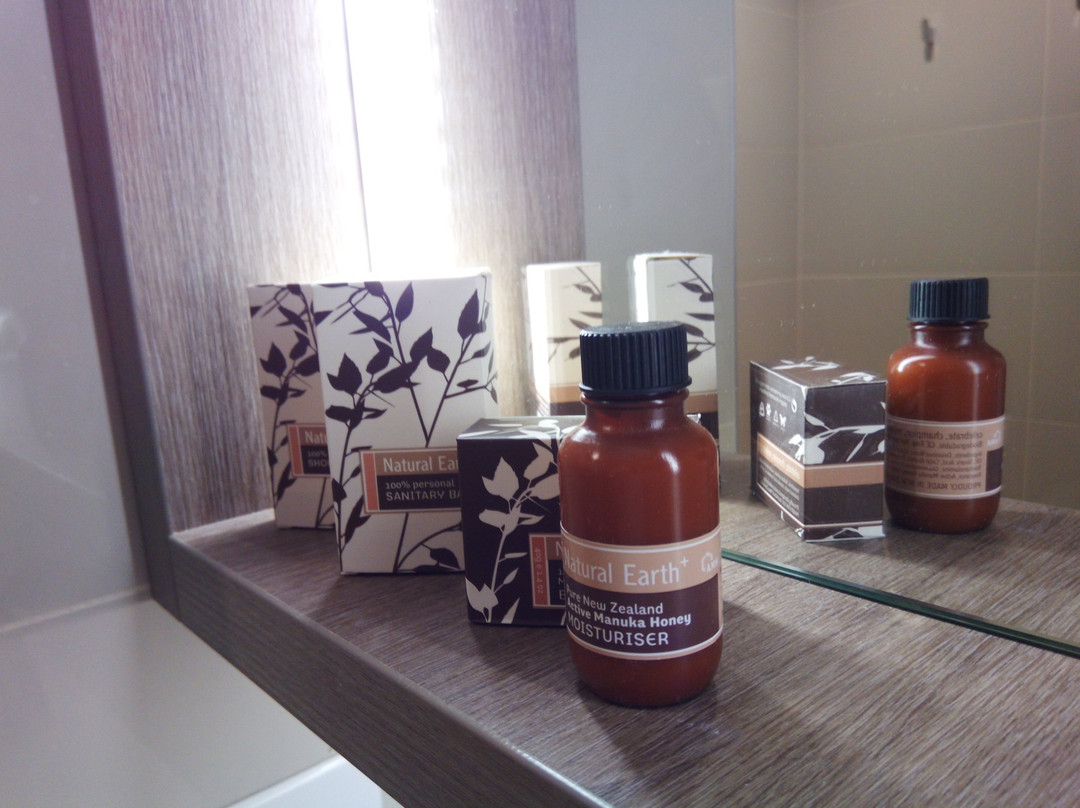 格伦套房酒店主图