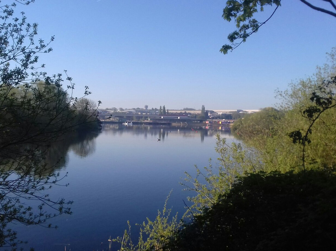 Skew Bridge Ski Lake