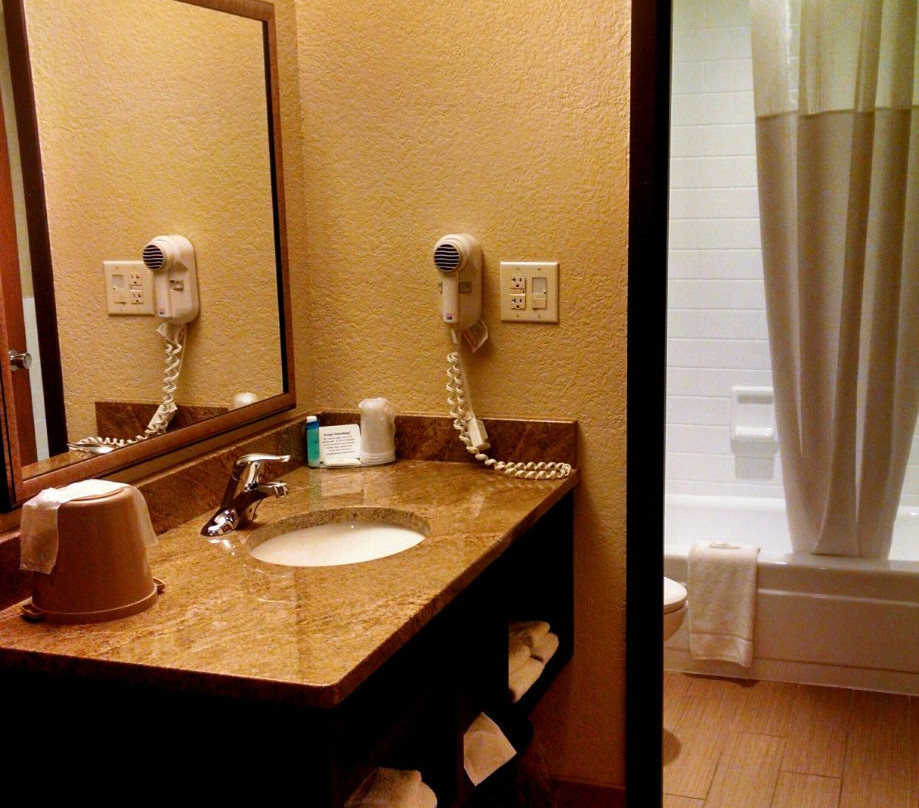 Chieftain Conference Center主图