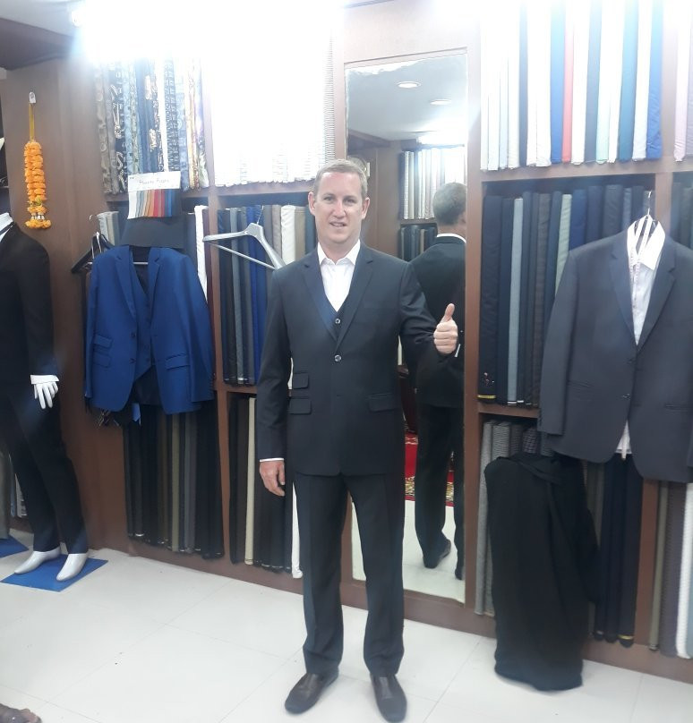 Arezzo Tailor-Karon Beach必去景点