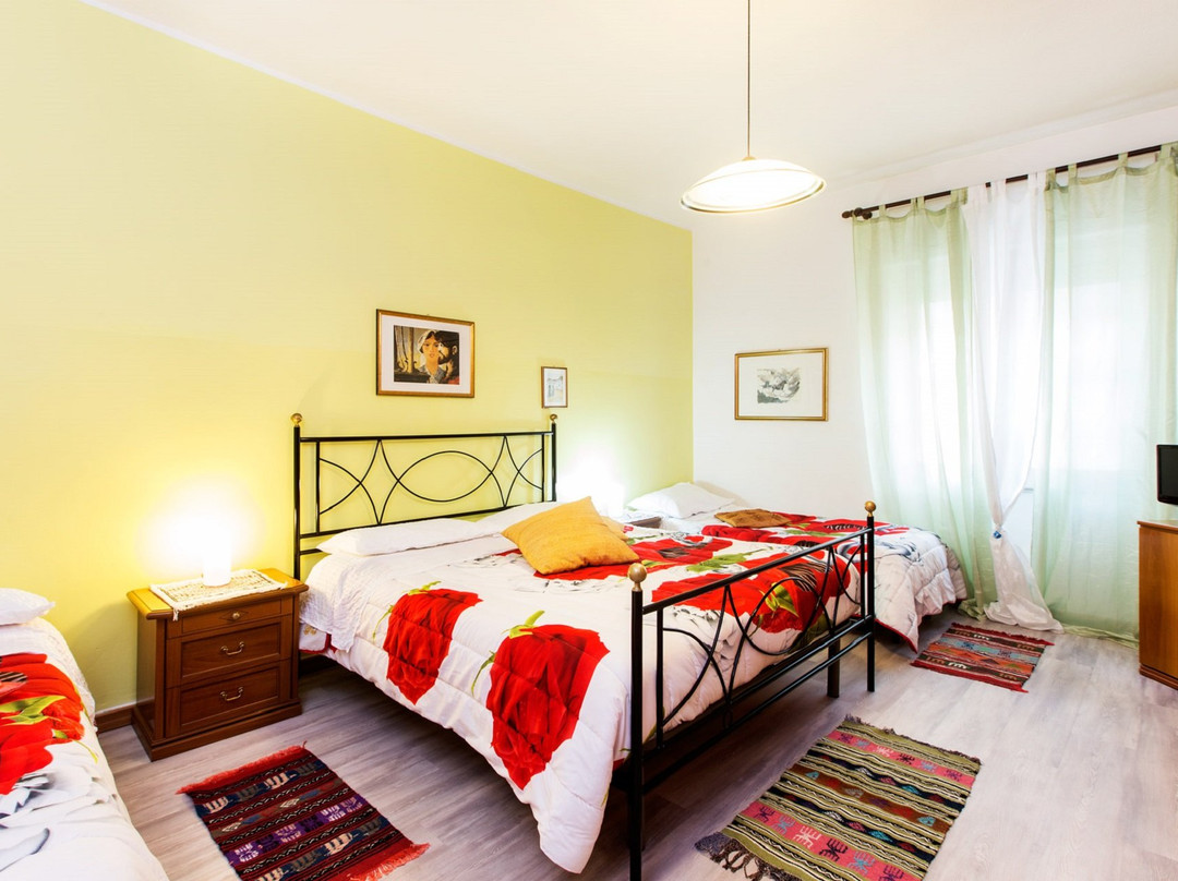 Moon House B&B主图