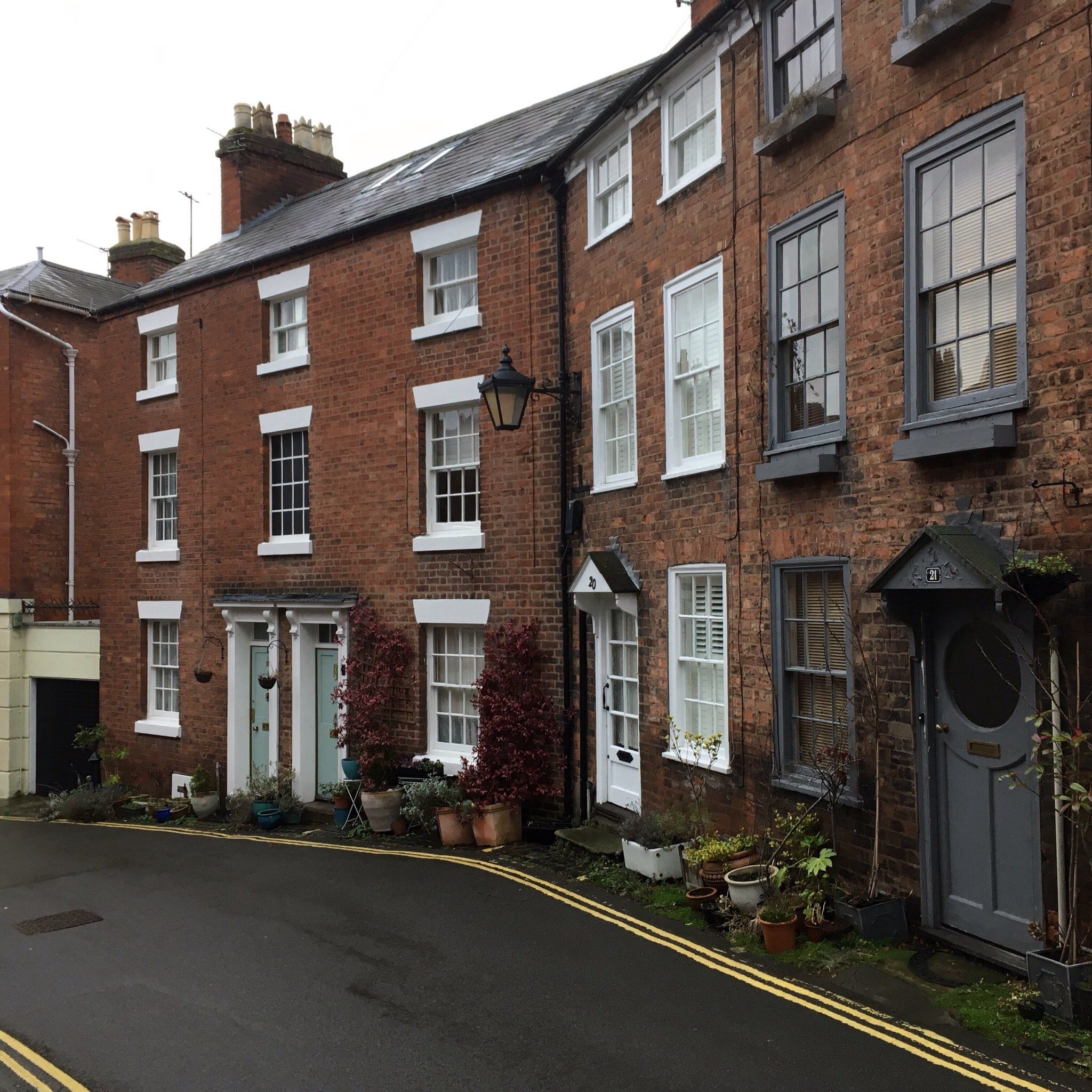 Hardwick House-官方
