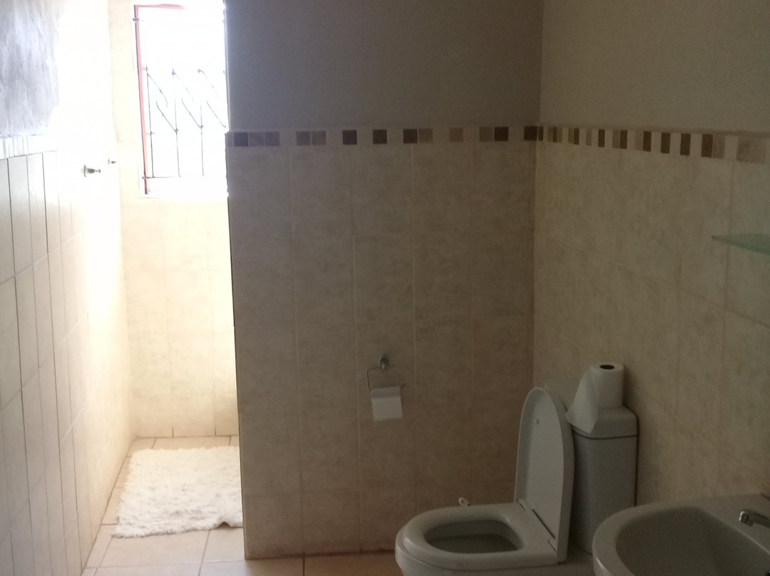 Valley View Guest House主图