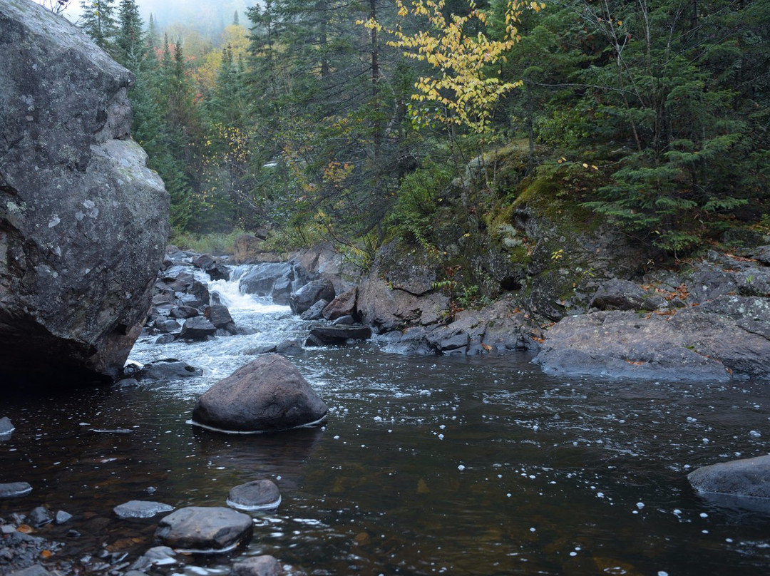 Parc Regional des Sept-Chutes-Saint Zenon必去景点