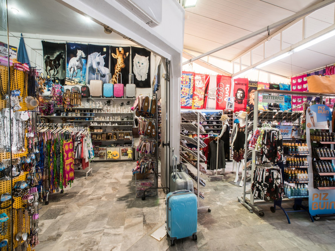 Center Stalos Shop景点图片