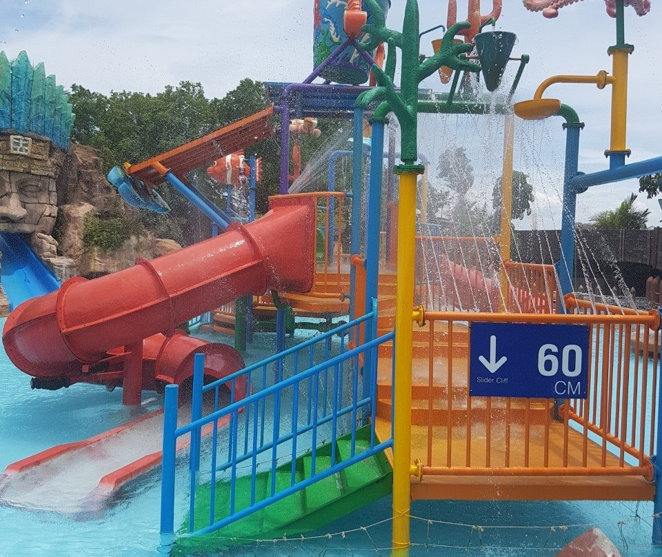 Fantasia Lagoon Water Park-暖武里必去景点