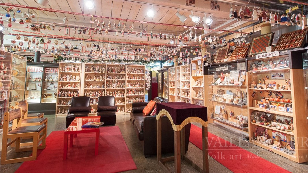 Vaillancourt Folk Art-Sutton必去景点