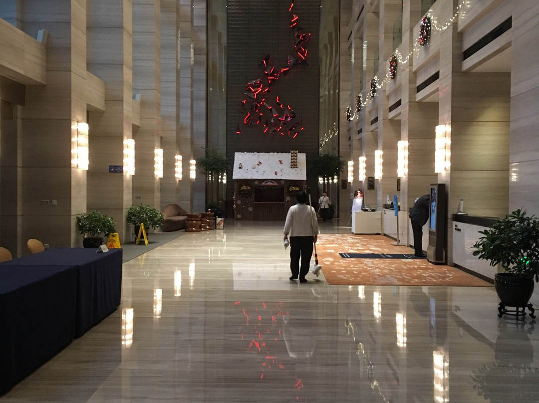 宁波逸东豪生大酒店