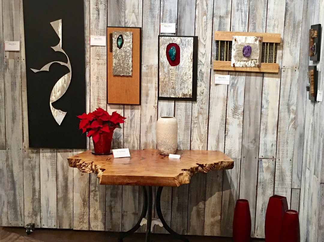 Art of the Valley Gallery-Avon必去景点