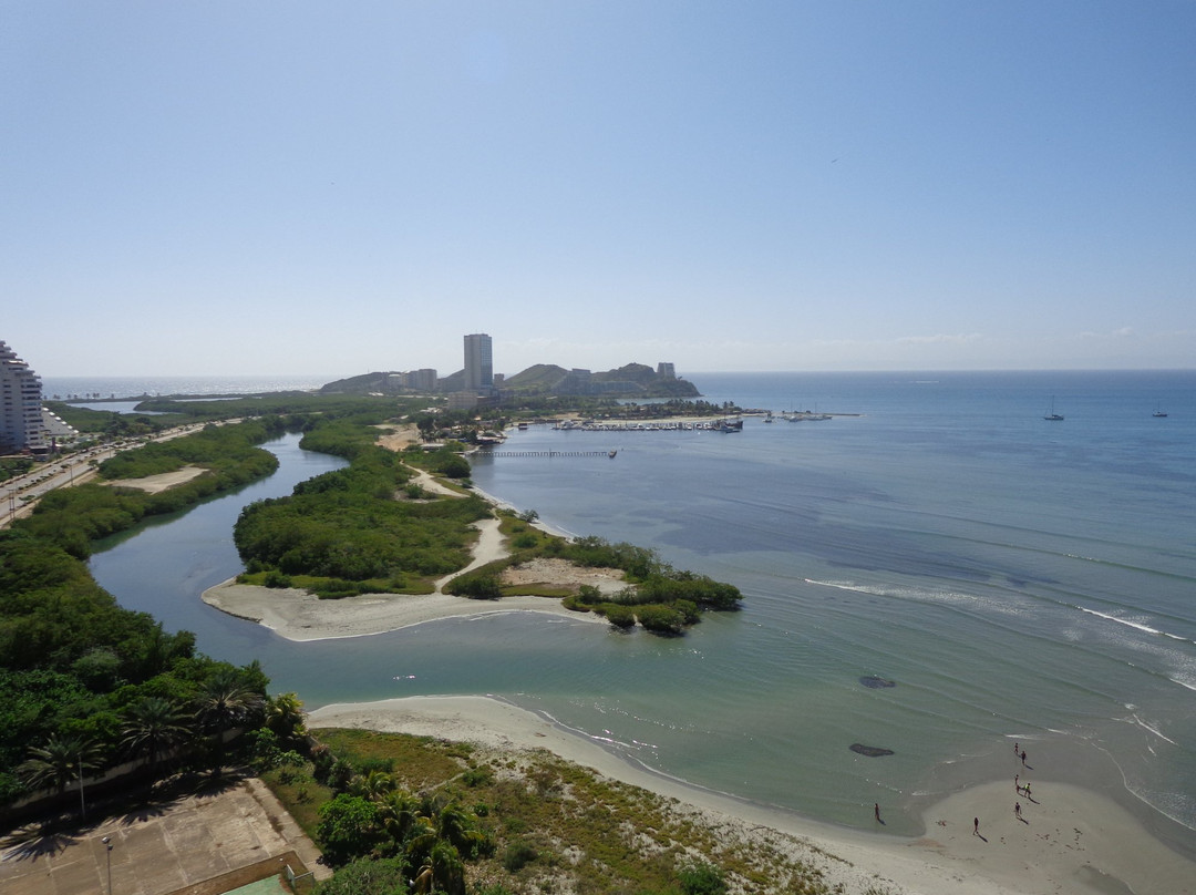 Playa La Caracola景点图片