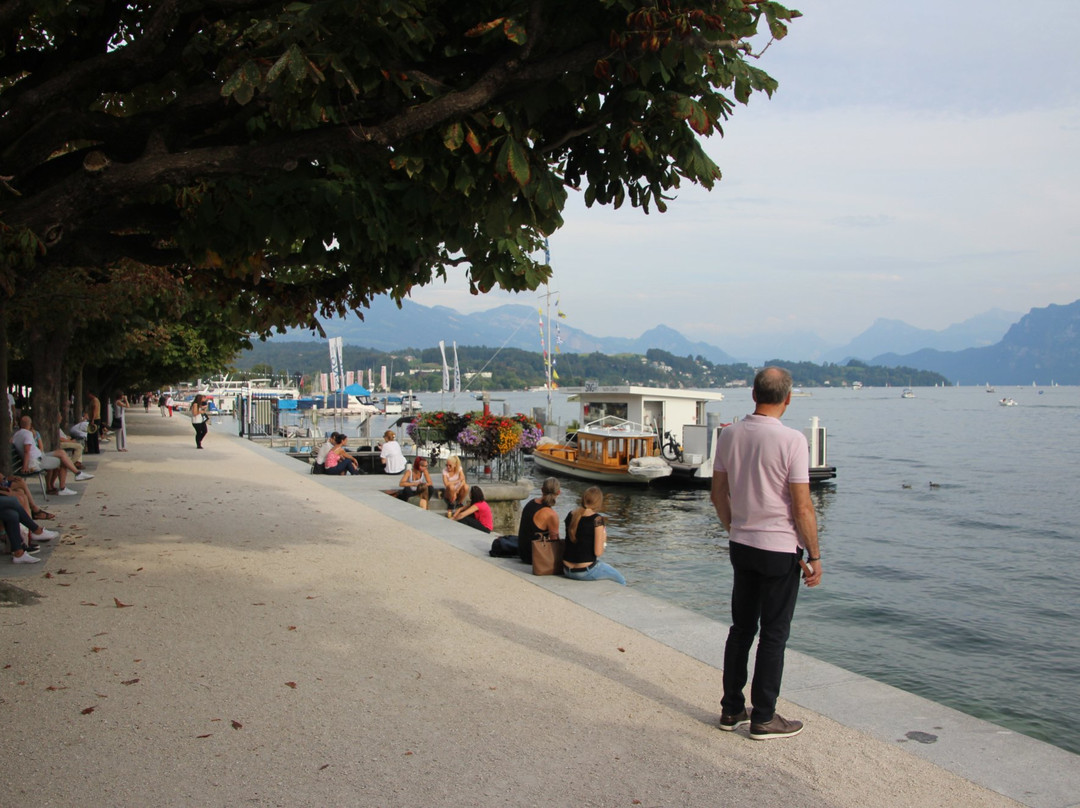 Lucerne music pavillon and Kurplatz-卢塞恩必去景点