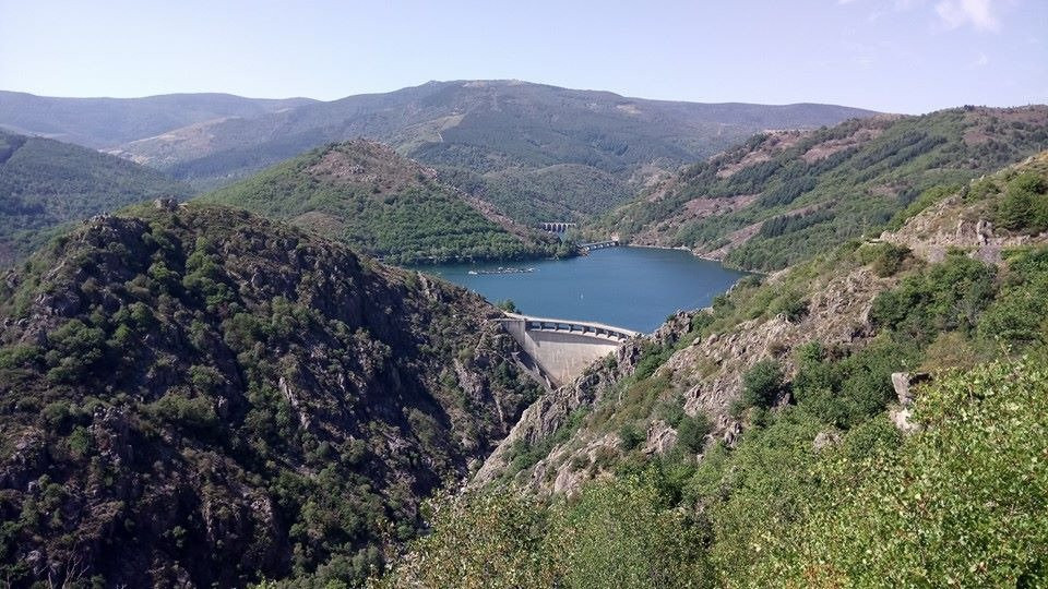 Lac de Villefort景点图片