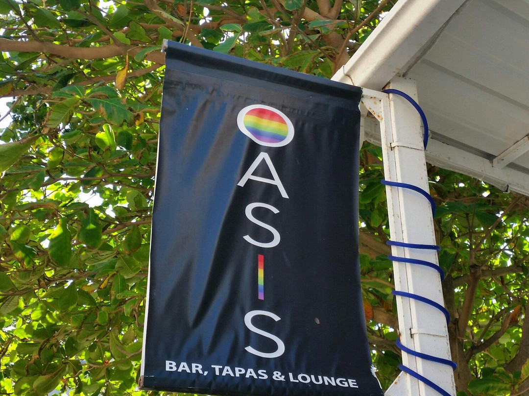 Oasis Bar Tapas & Lounge