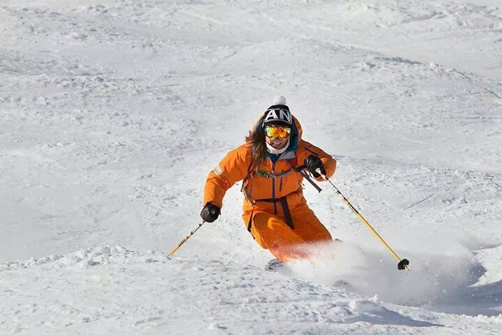 Ski Instructor Lynn Mill-伊泽尔谷必去景点