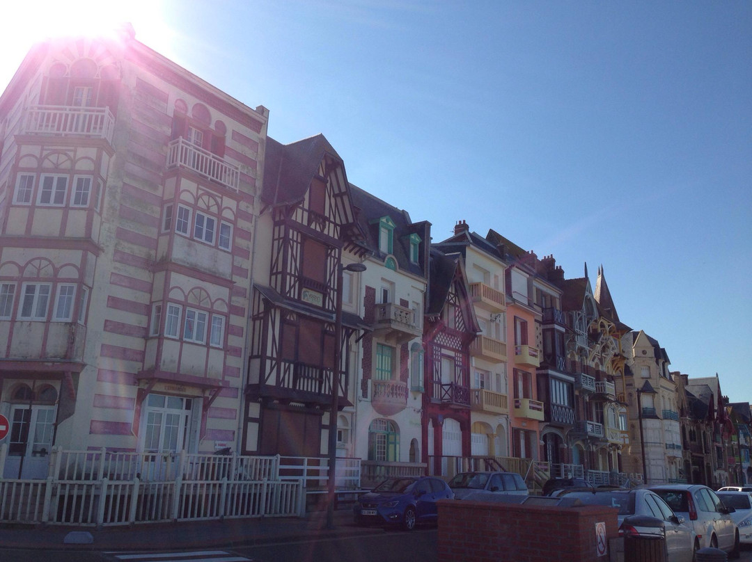 Plage de Mers les Bains-梅尔莱班必去景点