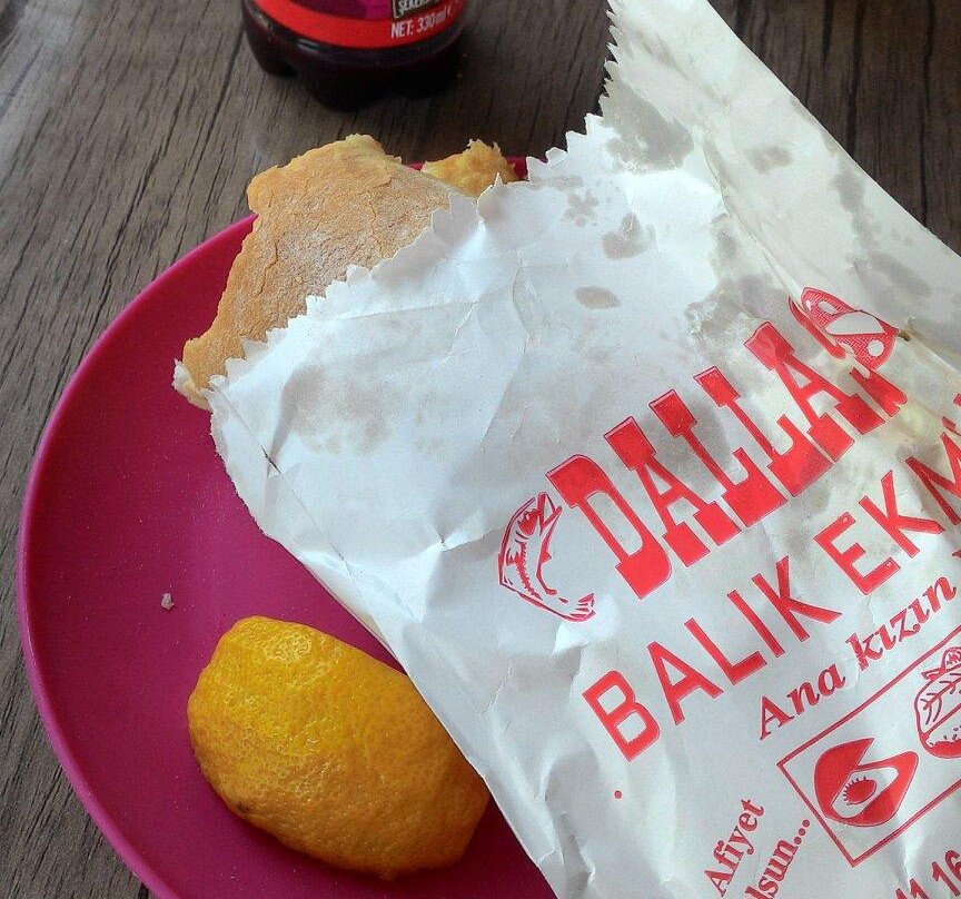 迪克利餐馆和美食-Dallas Balik Ekmek Lokantasi