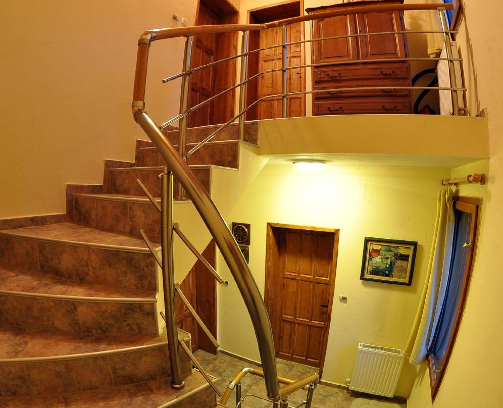 Eco House Family Hotel主图