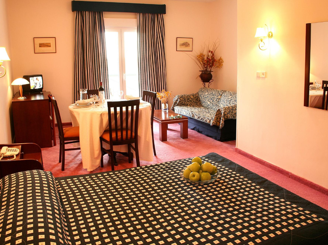 Kornilios Istron Hotel主图