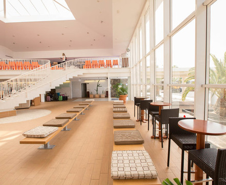 鲁拜兰萨罗特海滩酒店