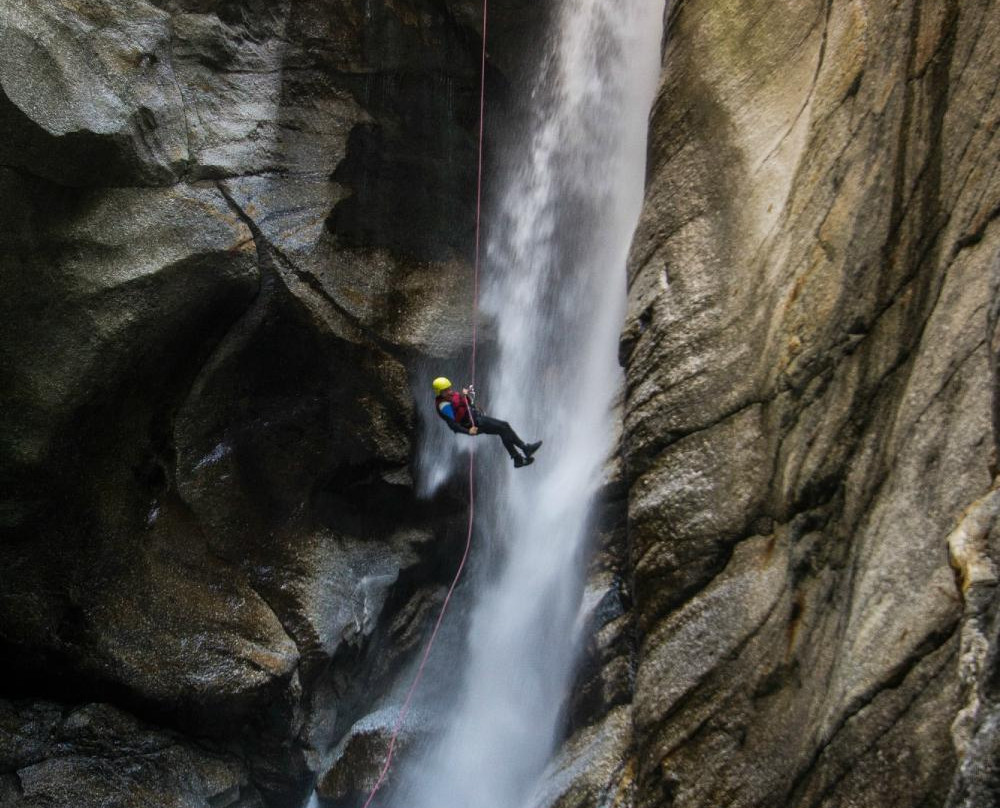 Indepth Outthere Adventures-Gordola必去景点