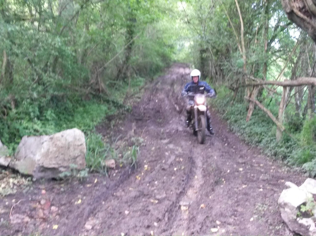 Enduro Normandie Adventure Day Tours景点图片