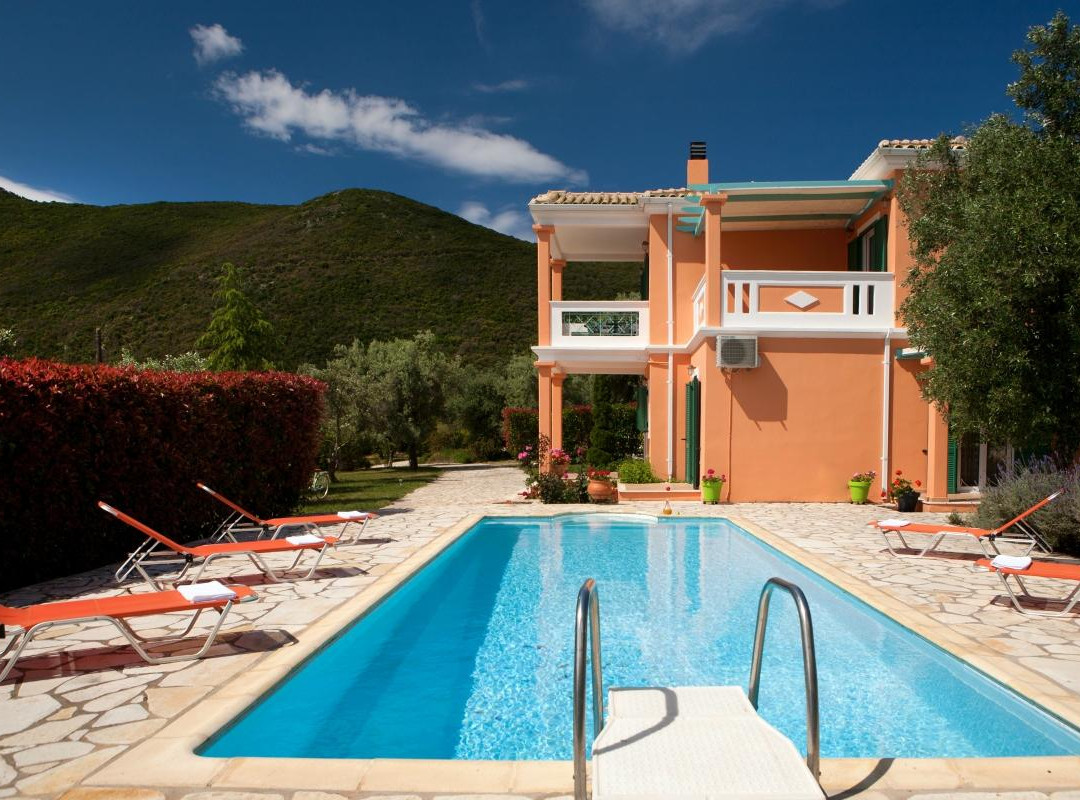 Pantheon & Danae Luxury Villas