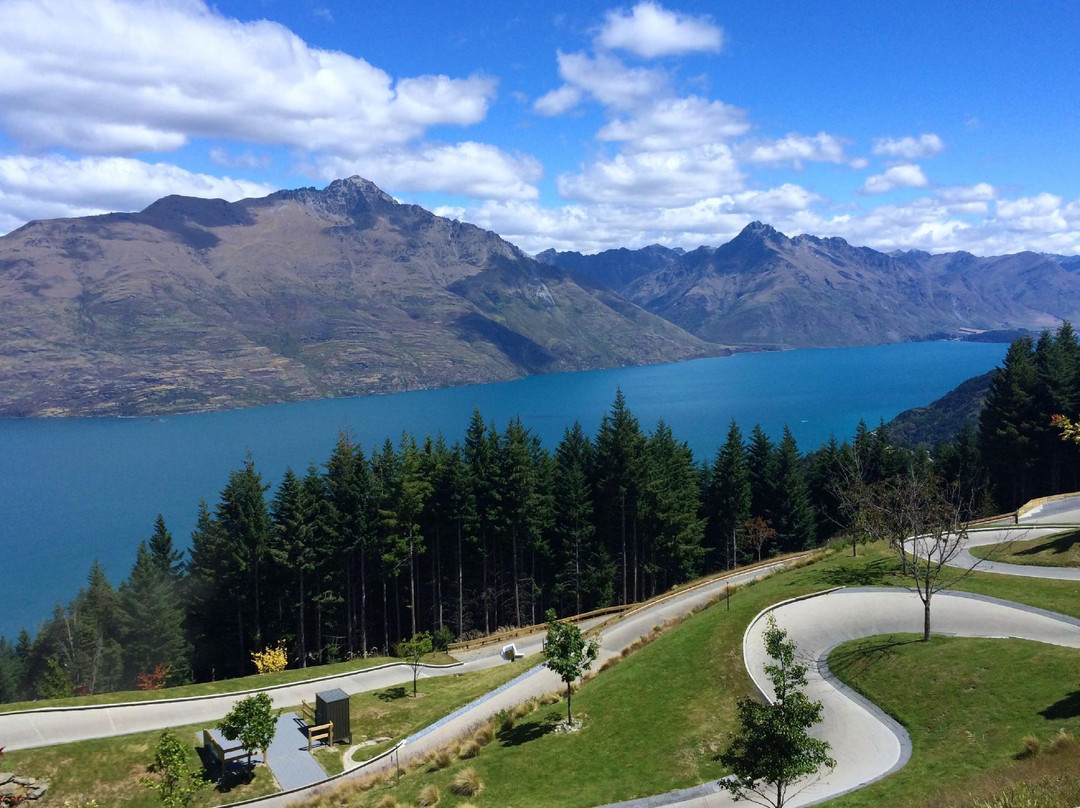 昆斯敦敞车雪橇天际线-皇后镇必去景点