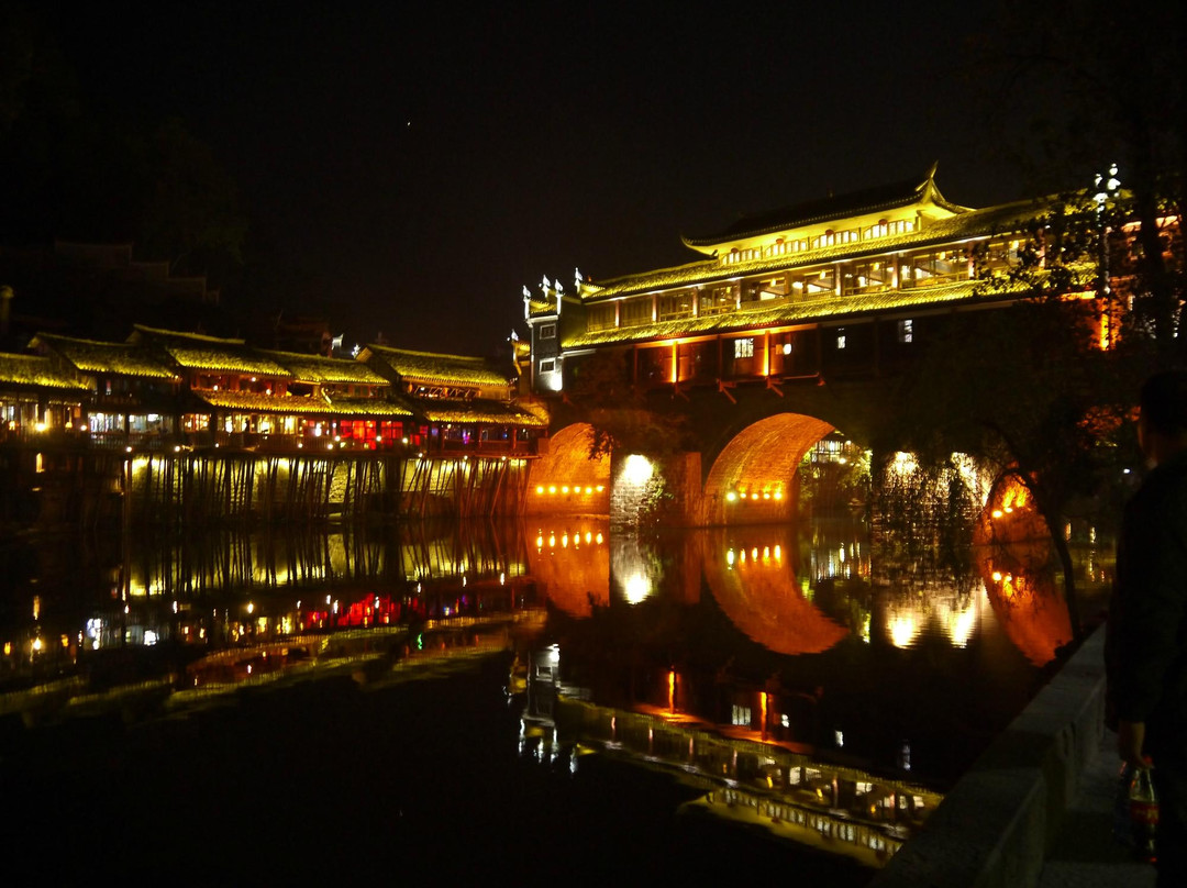凤凰虹桥景点图片